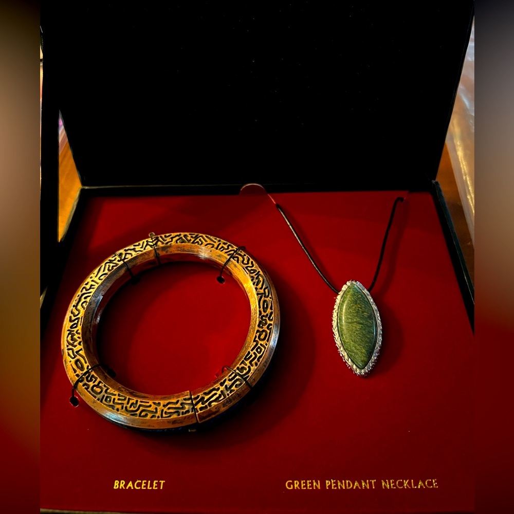 Marvel Shang-Chi Legend of the Ten Rings Bracelet & Pendant Comic Con Exclusive